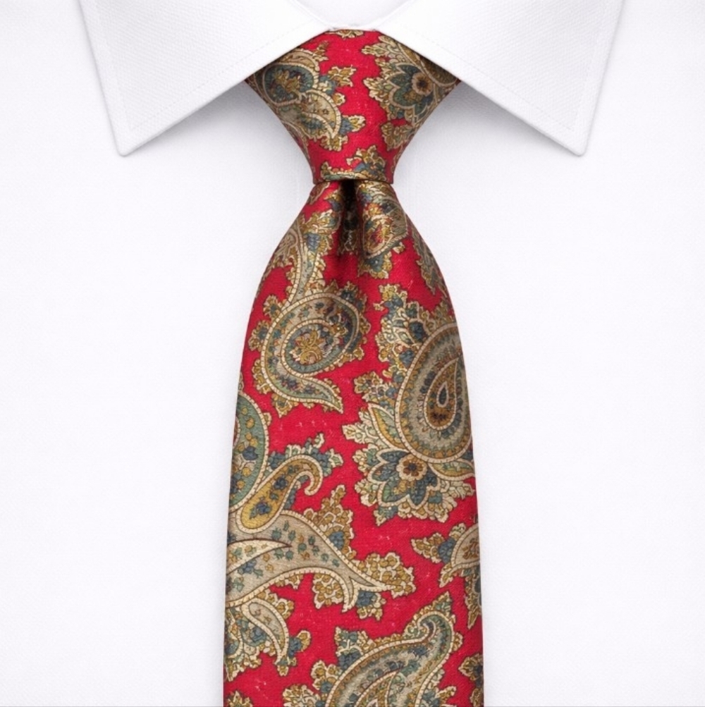 Robert Stock Mens Silk Tie Red Paisley USA 3.75" x 58" Classic Heritage Retro